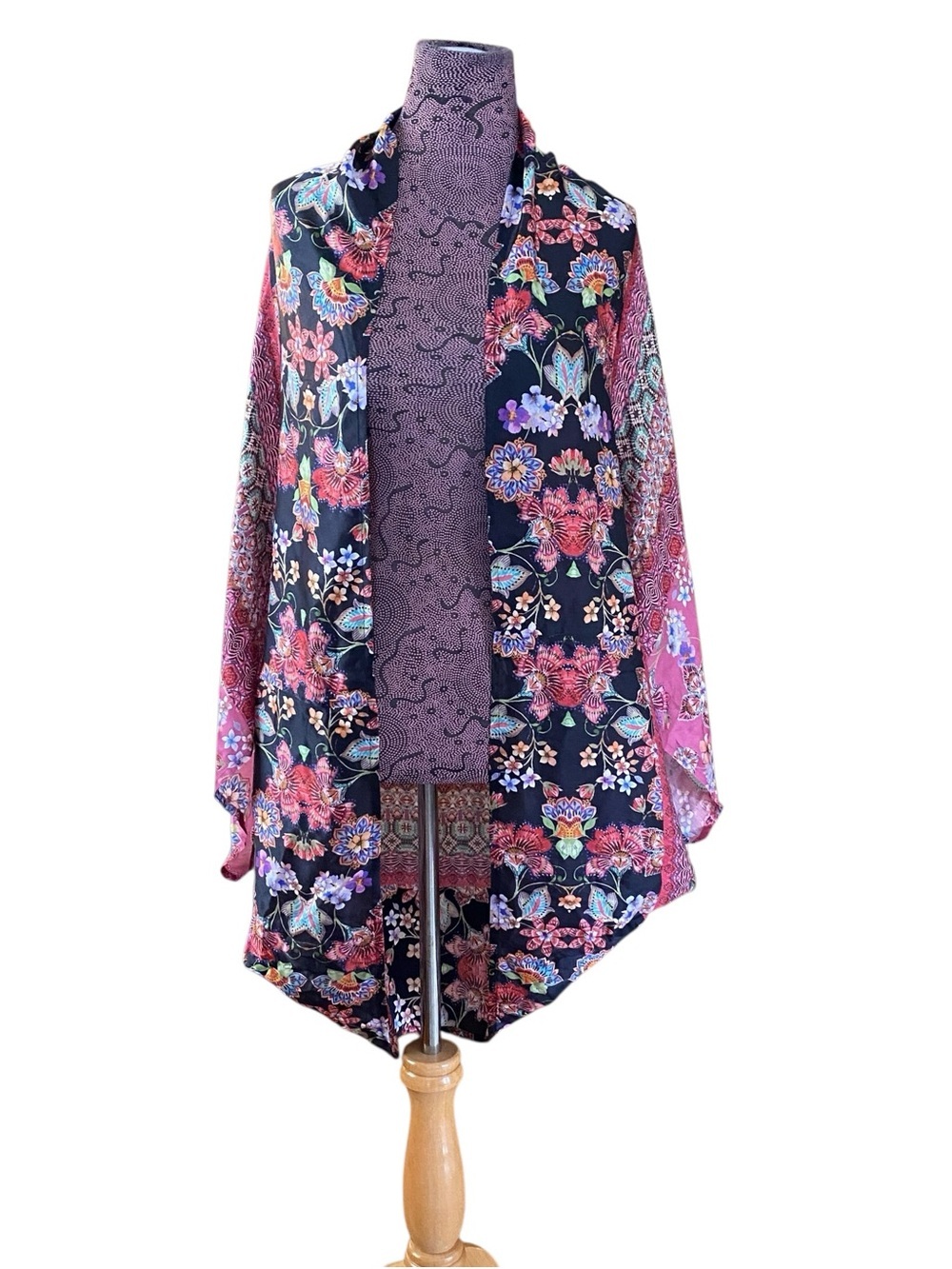 Anthropologie Kachel Cocoon Floral Silk Blend Wrap